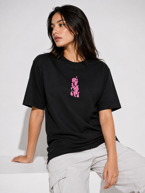 Black Graphic T-Shirt – Pink Abstract Print | 100% Cotton Unisex Regular Fit